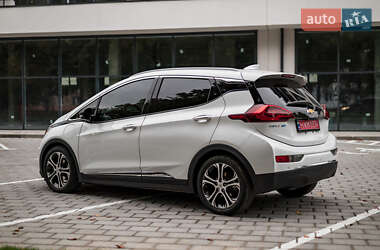 Хэтчбек Chevrolet Bolt EV 2017 в 