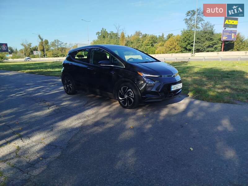 Хэтчбек Chevrolet Bolt EV 2023 в Киеве фото 17 Хэтчбек Chevrolet Bolt EV 2023 в Киеве