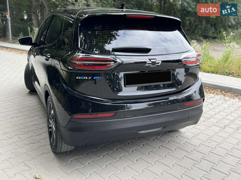Хэтчбек Chevrolet Bolt EV 2023 в Тернополе