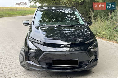 Хэтчбек Chevrolet Bolt EV 2023 в 