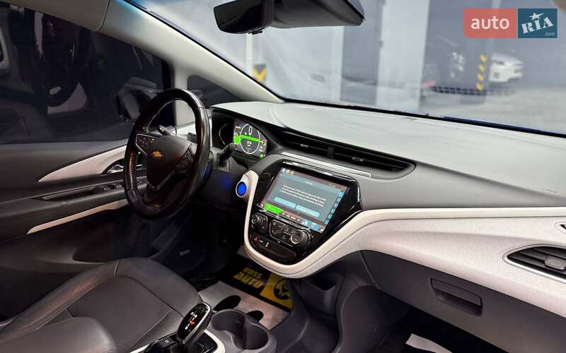 Хэтчбек Chevrolet Bolt EV 2020 в Черновцах