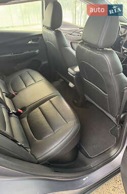 Хэтчбек Chevrolet Bolt EV 2022 в 