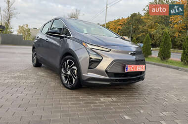 Хэтчбек Chevrolet Bolt EV 2022 в 