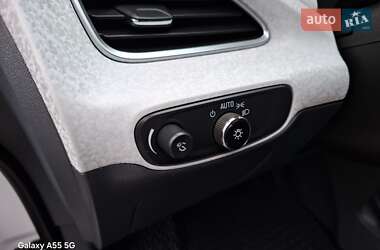 Хэтчбек Chevrolet Bolt EV 2021 в 