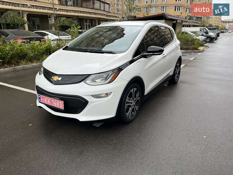 Хэтчбек Chevrolet Bolt EV 2018 в Киеве