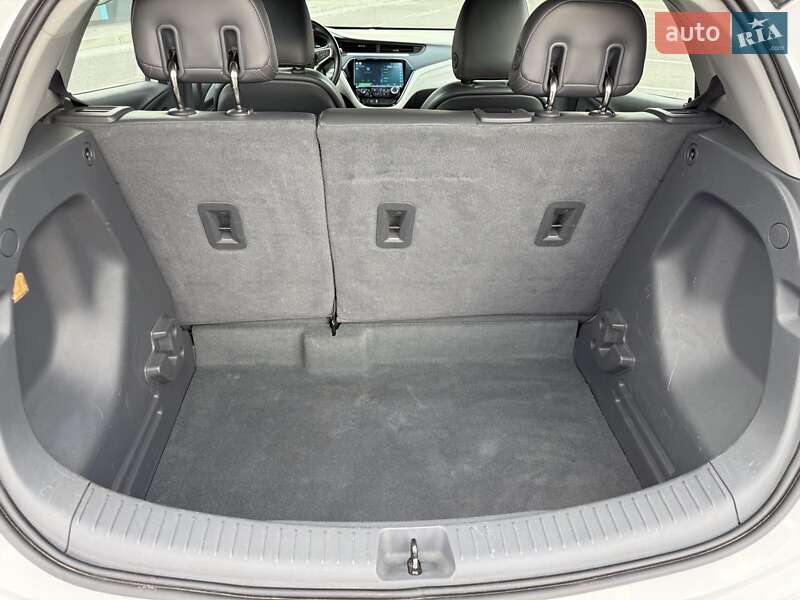 Хетчбек Chevrolet Bolt EV 2017 в Києві