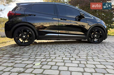 Хетчбек Chevrolet Bolt EV 2018 в 