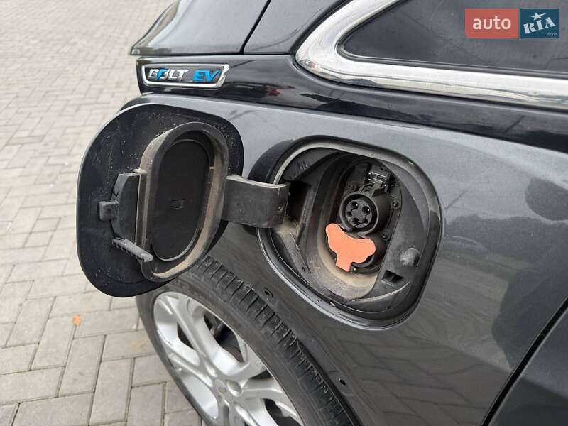 Хэтчбек Chevrolet Bolt EV 2020 в Луцке