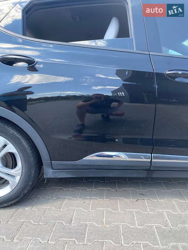 Хетчбек Chevrolet Bolt EV 2021 в Львові