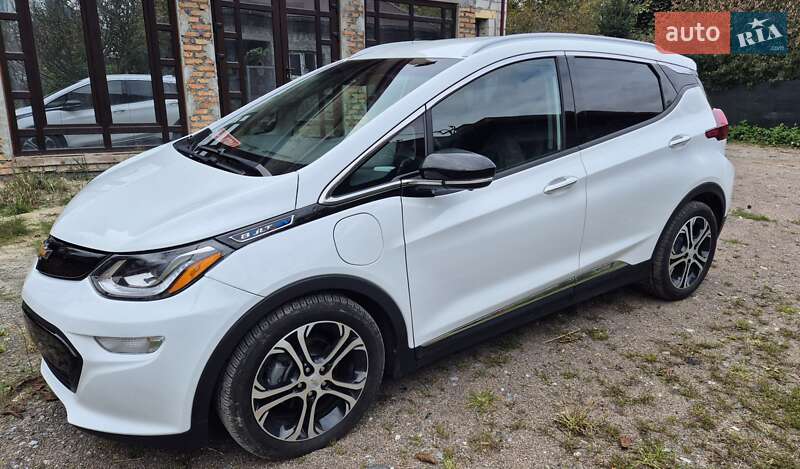 Хэтчбек Chevrolet Bolt EV 2020 в Львове фото 3 Хэтчбек Chevrolet Bolt EV 2020 в Львове