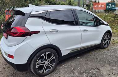 Хетчбек Chevrolet Bolt EV 2020 в 