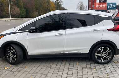 Хэтчбек Chevrolet Bolt EV 2020 в 