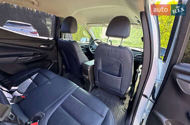 Хэтчбек Chevrolet Bolt EV 2022 в 