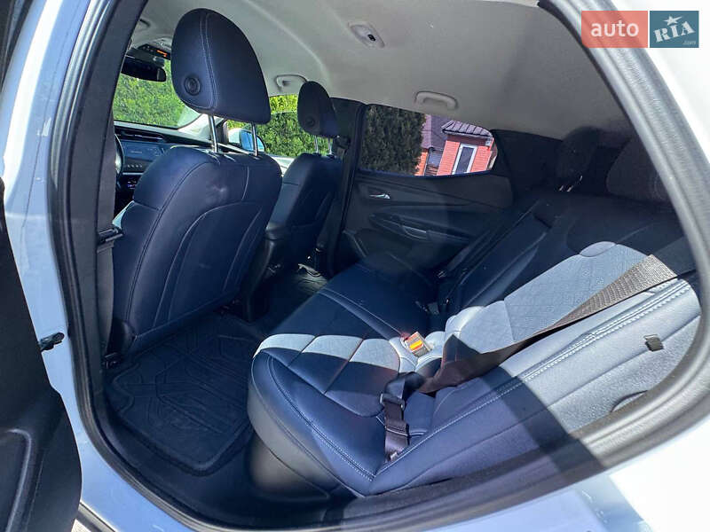 Хэтчбек Chevrolet Bolt EV 2022 в Стрые