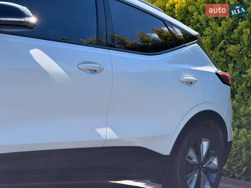 Хэтчбек Chevrolet Bolt EV 2022 в Стрые