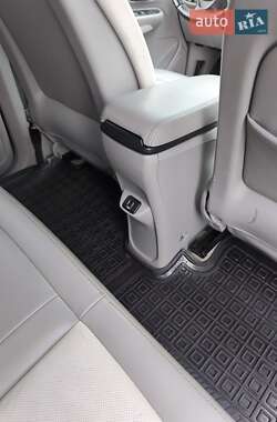 Хэтчбек Chevrolet Bolt EV 2017 в 