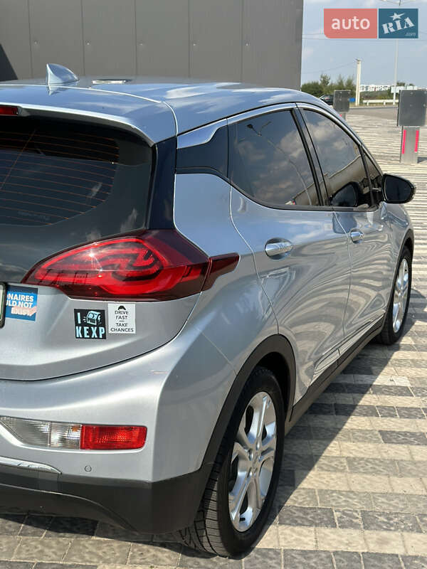 Хетчбек Chevrolet Bolt EV 2017 в Львові
