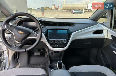 Хетчбек Chevrolet Bolt EV 2017 в 
