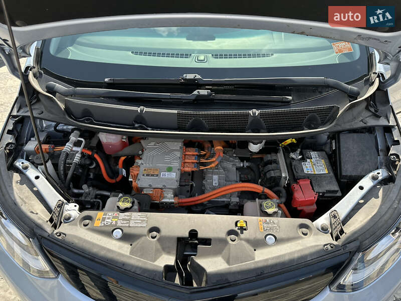 Хетчбек Chevrolet Bolt EV 2017 в Львові