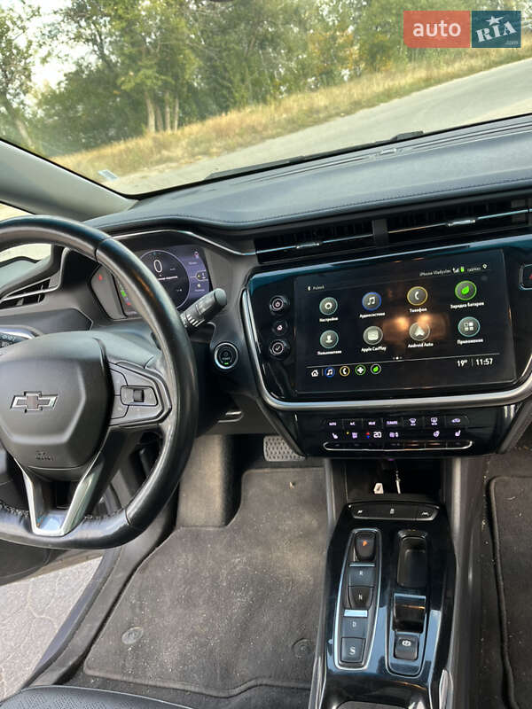 Хетчбек Chevrolet Bolt EV 2023 в Дніпрі
