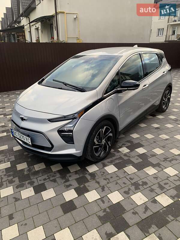 Хэтчбек Chevrolet Bolt EV 2023 в Золочеве фото 2 Хэтчбек Chevrolet Bolt EV 2023 в Золочеве
