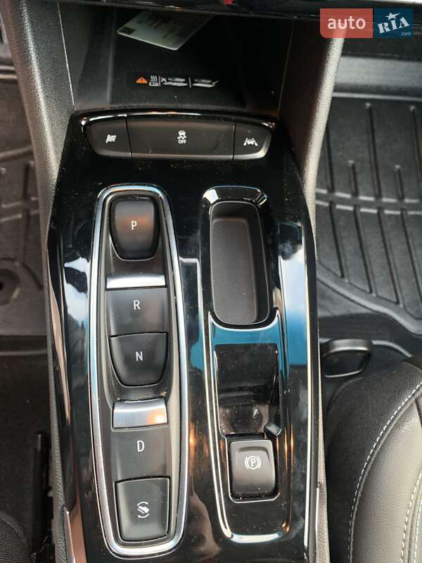 Хэтчбек Chevrolet Bolt EV 2023 в Золочеве фото 17 Хэтчбек Chevrolet Bolt EV 2023 в Золочеве