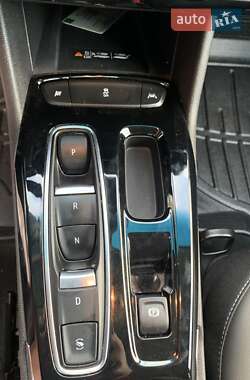 Хэтчбек Chevrolet Bolt EV 2023 в 