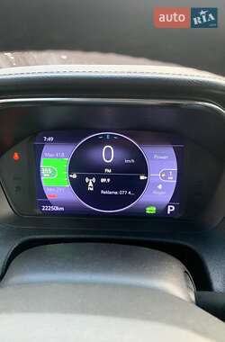 Хэтчбек Chevrolet Bolt EV 2023 в 
