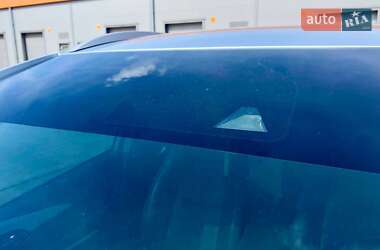 Хетчбек Chevrolet Bolt EV 2017 в 