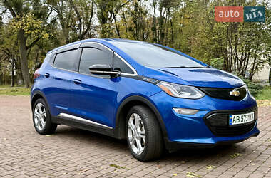 Хетчбек Chevrolet Bolt EV 2017 в  фото 3 Хетчбек Chevrolet Bolt EV 2017 в
