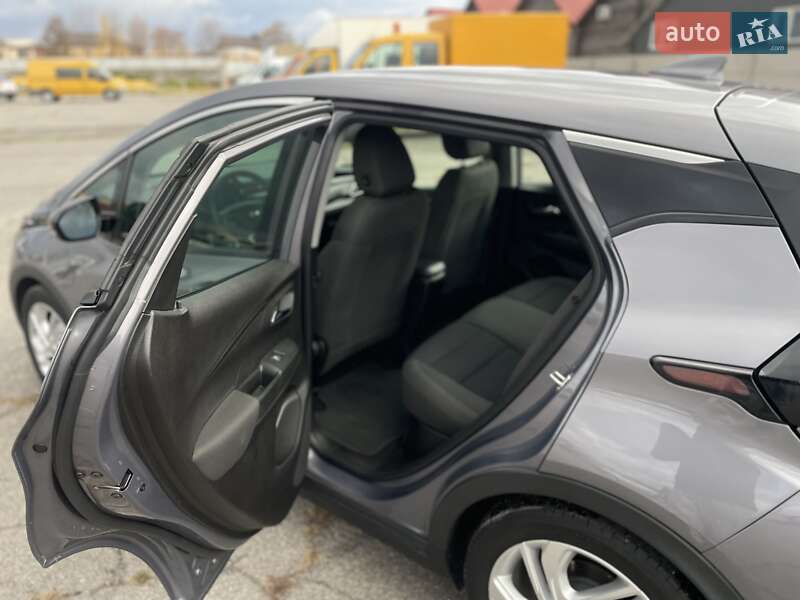 Хэтчбек Chevrolet Bolt EV 2022 в Виннице фото 13 Хэтчбек Chevrolet Bolt EV 2022 в Виннице