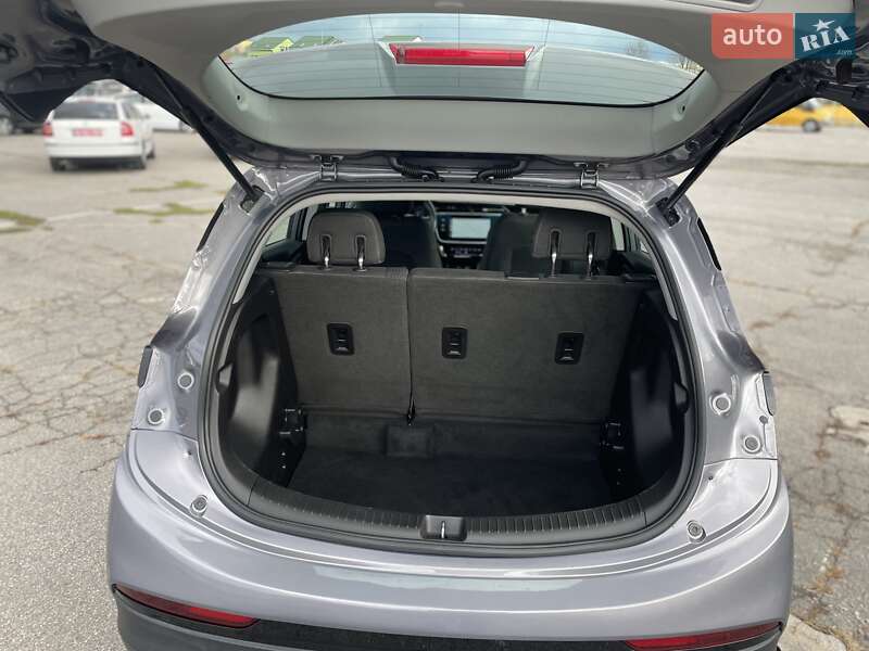 Хэтчбек Chevrolet Bolt EV 2022 в Виннице фото 15 Хэтчбек Chevrolet Bolt EV 2022 в Виннице