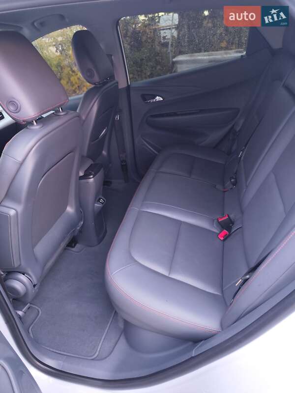 Хетчбек Chevrolet Bolt EV 2017 в Львові фото 2 Хетчбек Chevrolet Bolt EV 2017 в Львові