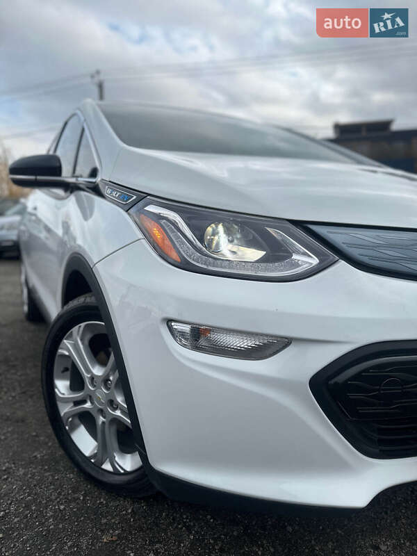 Хетчбек Chevrolet Bolt EV 2018 в Білогородці фото 3 Хетчбек Chevrolet Bolt EV 2018 в Білогородці