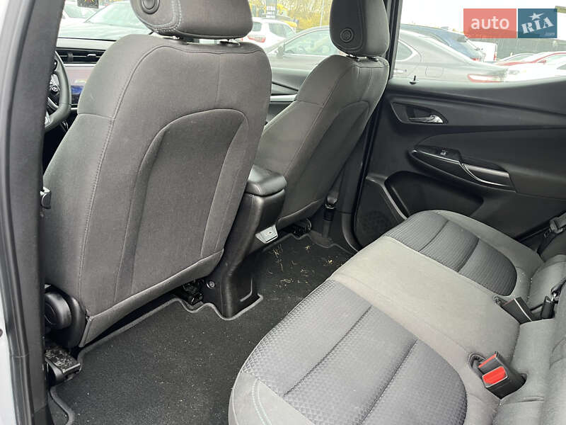 Хэтчбек Chevrolet Bolt EV 2023 в Львове