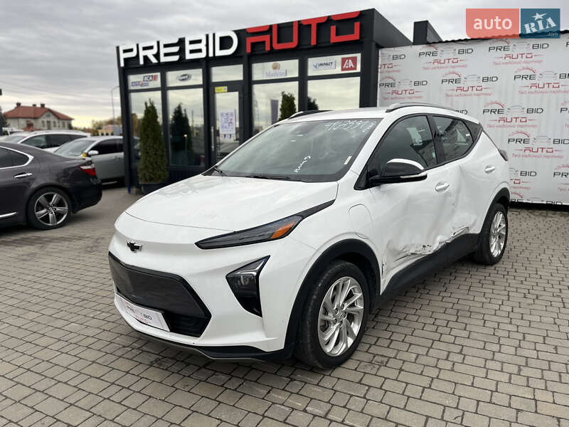 Хэтчбек Chevrolet Bolt EV 2023 в Львове