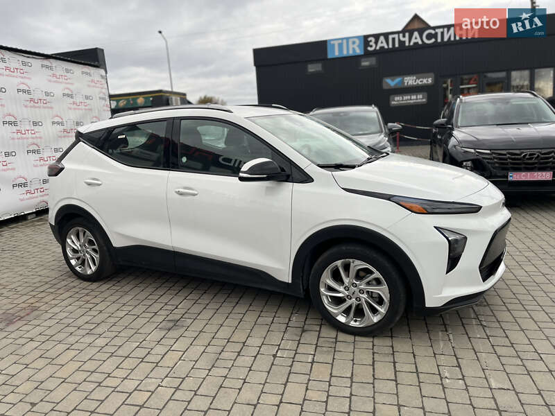 Хэтчбек Chevrolet Bolt EV 2023 в Львове