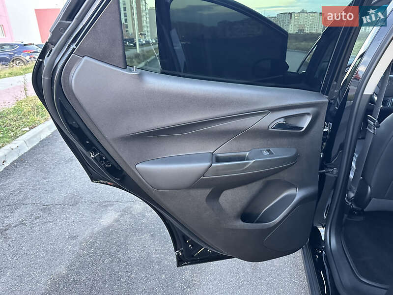 Хэтчбек Chevrolet Bolt EV 2023 в Виннице фото 67 Хэтчбек Chevrolet Bolt EV 2023 в Виннице