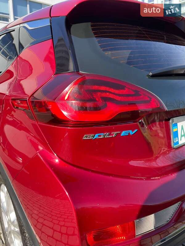 Хэтчбек Chevrolet Bolt EV 2021 в Львове фото 3 Хэтчбек Chevrolet Bolt EV 2021 в Львове