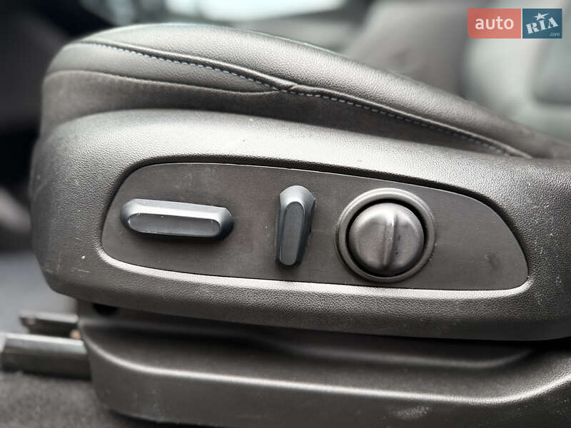 Хэтчбек Chevrolet Bolt EV 2023 в Киеве фото 23 Хэтчбек Chevrolet Bolt EV 2023 в Киеве