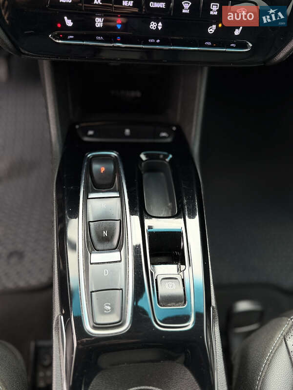 Хэтчбек Chevrolet Bolt EV 2023 в Киеве фото 29 Хэтчбек Chevrolet Bolt EV 2023 в Киеве