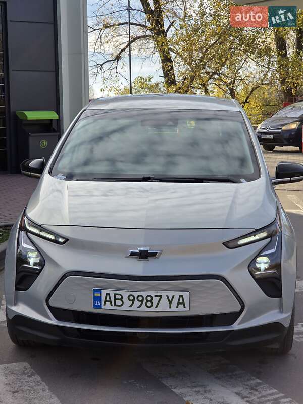 Хэтчбек Chevrolet Bolt EV 2023 в Виннице фото 3 Хэтчбек Chevrolet Bolt EV 2023 в Виннице