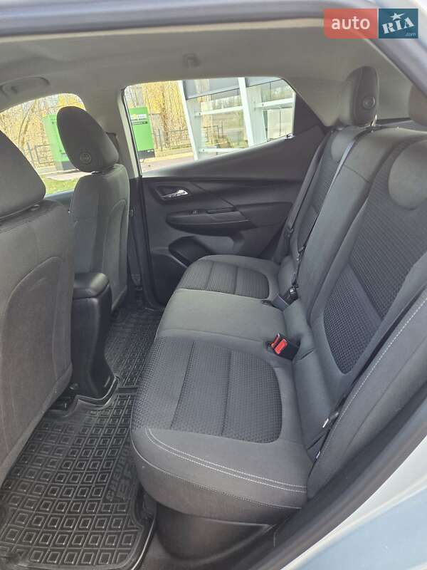 Хэтчбек Chevrolet Bolt EV 2023 в Виннице фото 25 Хэтчбек Chevrolet Bolt EV 2023 в Виннице