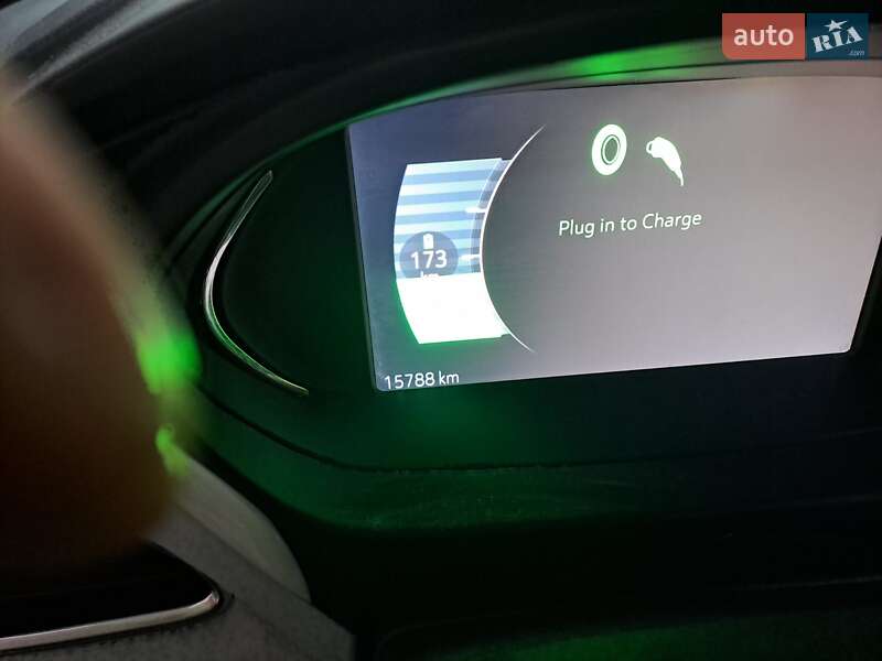 Хэтчбек Chevrolet Bolt EV 2020 в Решетиловке фото 14 Хэтчбек Chevrolet Bolt EV 2020 в Решетиловке