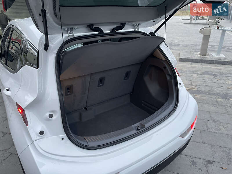 Хэтчбек Chevrolet Bolt EV 2021 в Львове фото 30 Хэтчбек Chevrolet Bolt EV 2021 в Львове