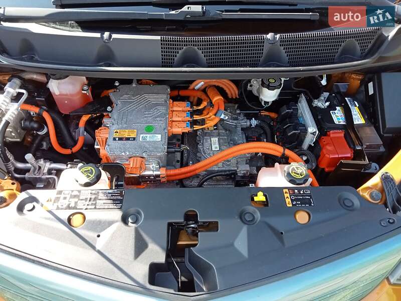 Хэтчбек Chevrolet Bolt EV 2017 в Ужгороде