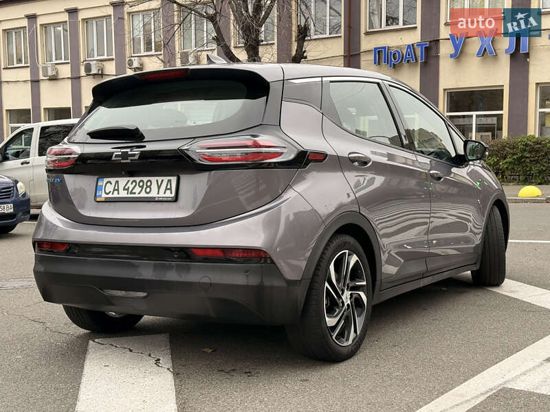 Хэтчбек Chevrolet Bolt EV 2023 в Киеве фото 3 Хэтчбек Chevrolet Bolt EV 2023 в Киеве
