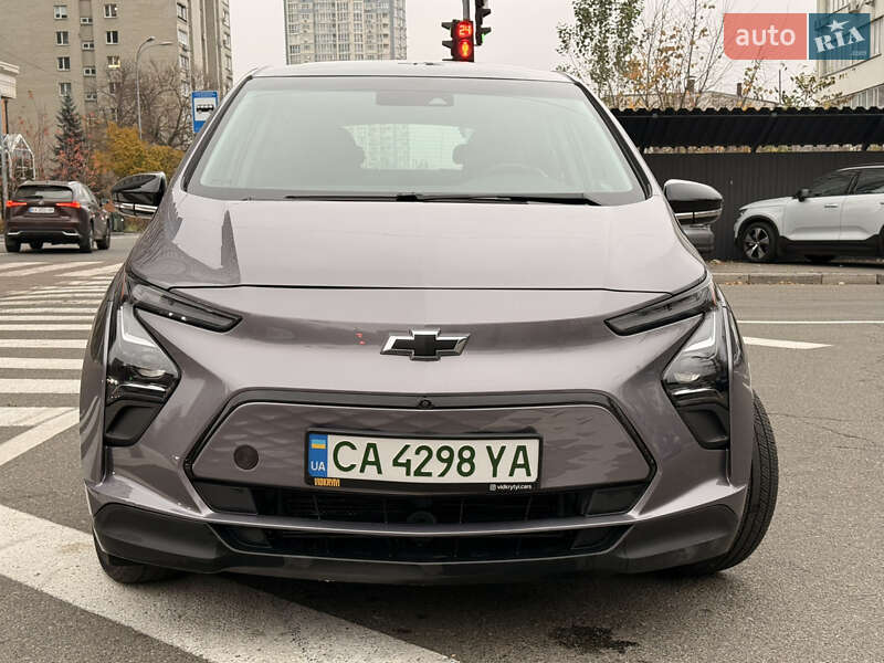 Хэтчбек Chevrolet Bolt EV 2023 в Киеве фото 6 Хэтчбек Chevrolet Bolt EV 2023 в Киеве