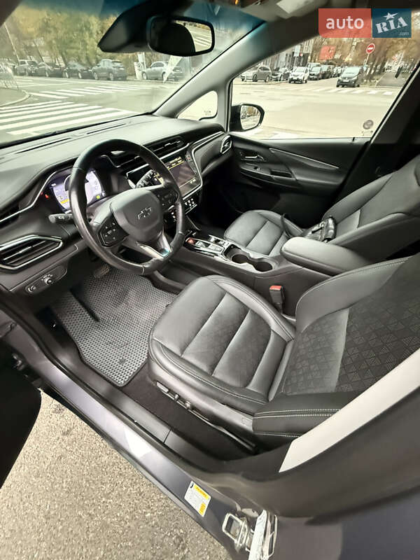 Хэтчбек Chevrolet Bolt EV 2023 в Киеве фото 8 Хэтчбек Chevrolet Bolt EV 2023 в Киеве