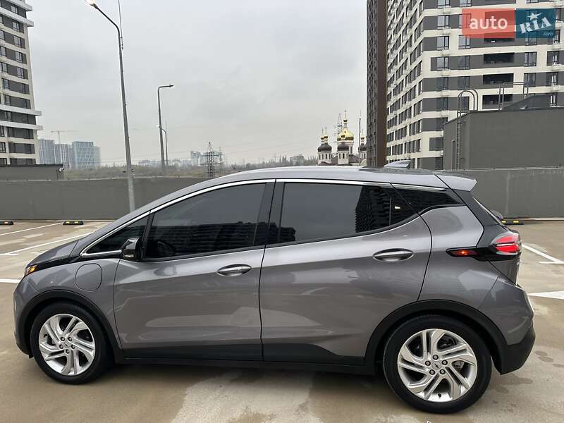 Хэтчбек Chevrolet Bolt EV 2022 в Киеве фото 17 Хэтчбек Chevrolet Bolt EV 2022 в Киеве